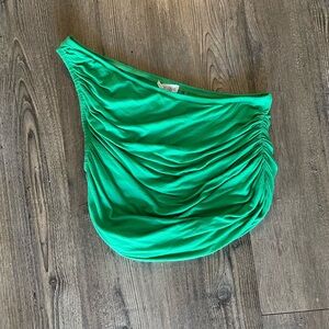 Vestique Vibrant Green Top